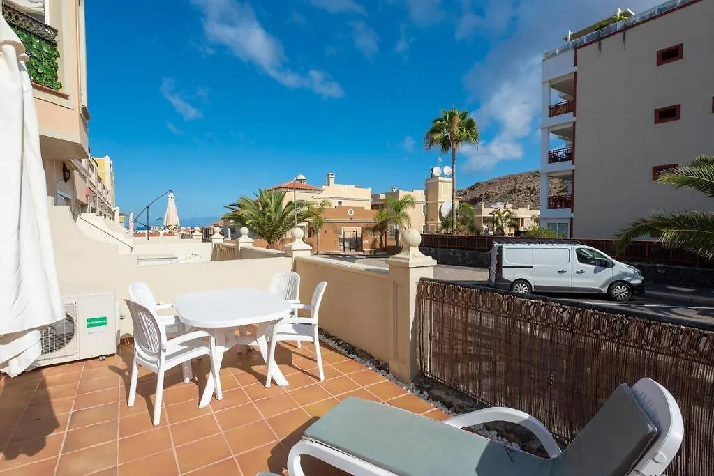 Apartamento Hoekappartement Palm Mar, 400M Beach